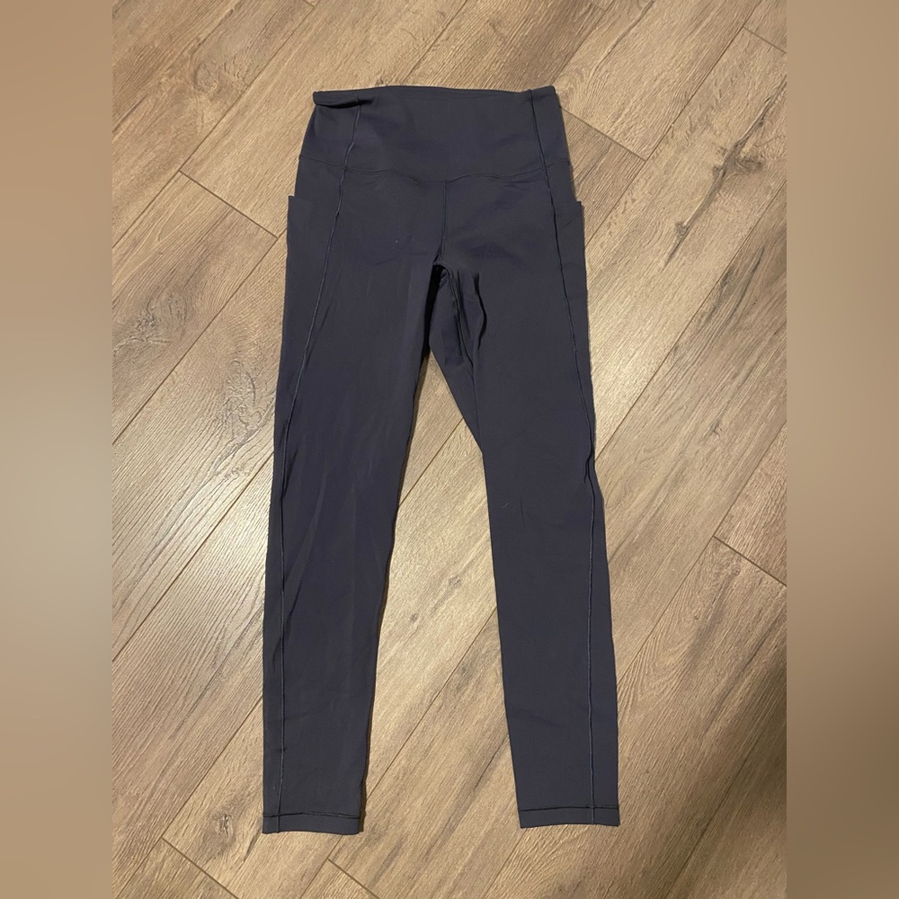 NWOT Essent High Rise Leggings